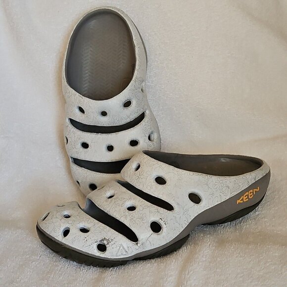 Keen Yogui Arts Clog Hawaiian Floral Mens 8 Womens 10 Sandals Slip On White Gray - Picture 5 of 15